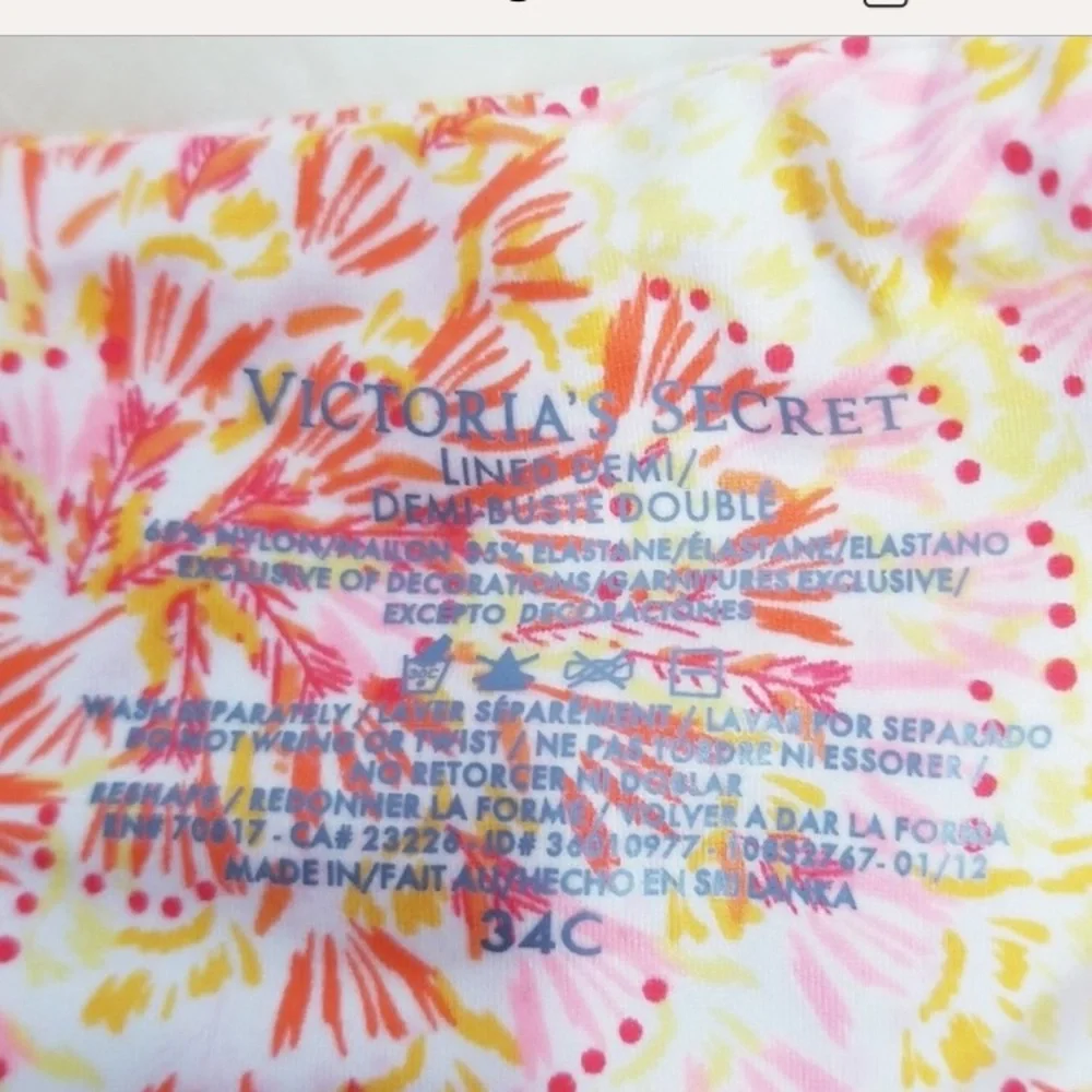 Victoria's Secret Lightly Lined Demi Bra With Sequins - Picture 2 of 3